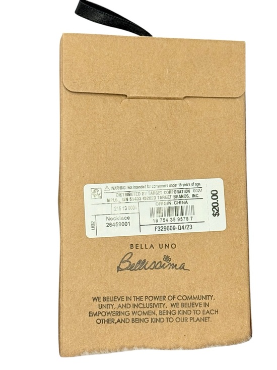 NWT Bellissima Bellflower 14k Gold Dipped Pressed Flower Resin Pendant Necklace - Picture 3 of 5